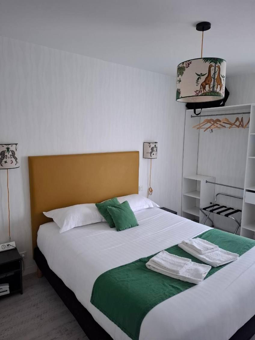 Le Crist'Al, Hotel Familial, Climatise, En Front De Mer Saint-Georges-de-Didonne Cameră foto