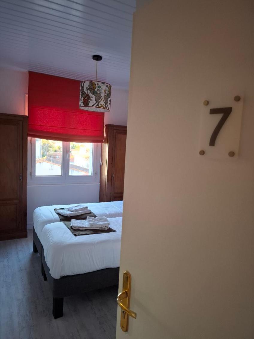 Le Crist'Al, Hotel Familial, Climatise, En Front De Mer Saint-Georges-de-Didonne Cameră foto